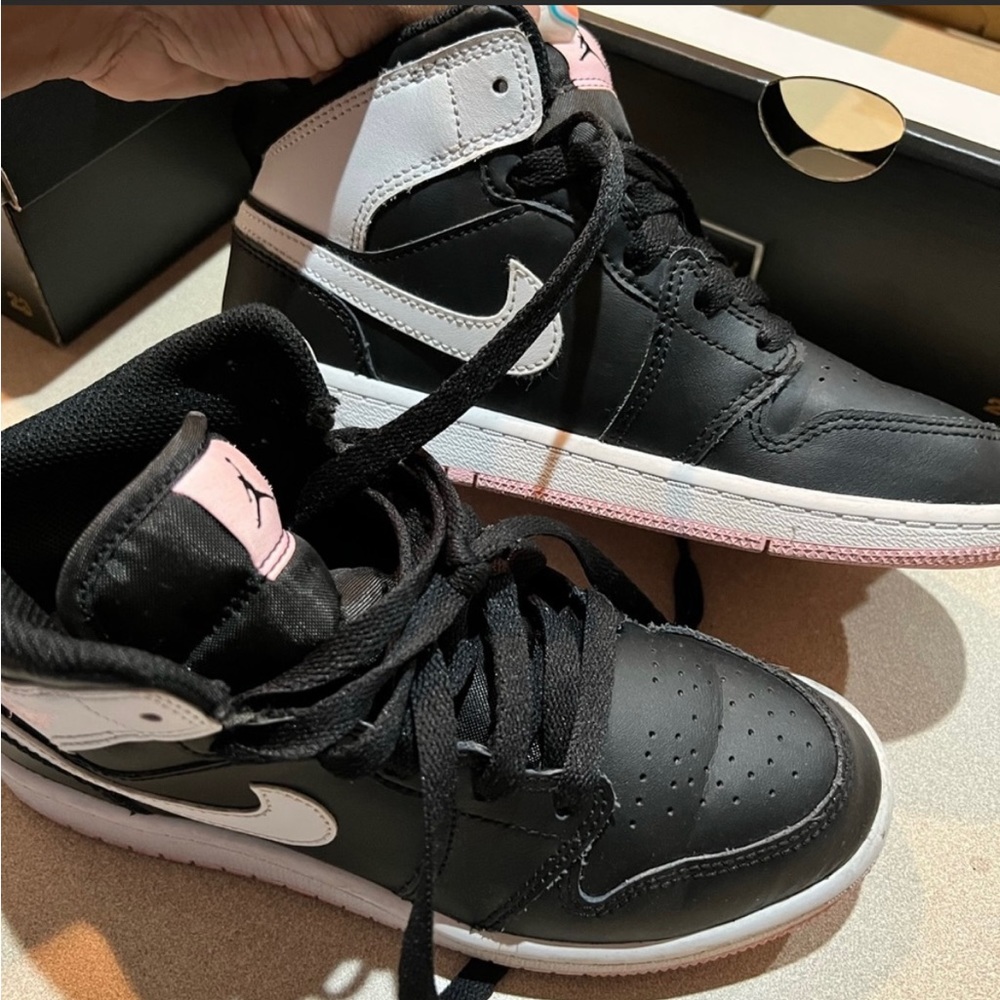 Jordan 1 Retro 2Y